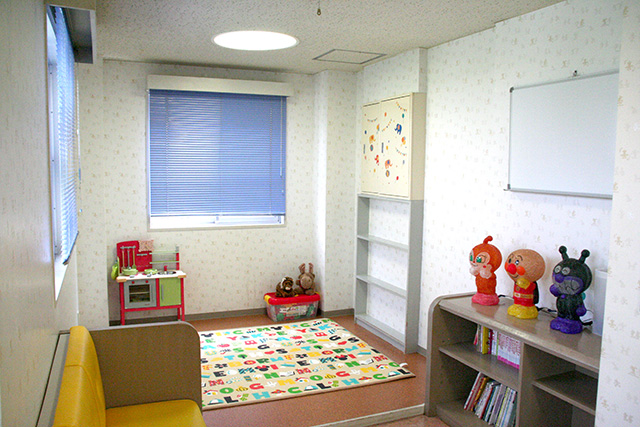 とのうちファミリークリニック　プレイコーナー